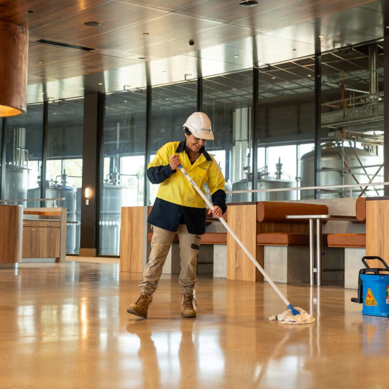 builders clean brisbane